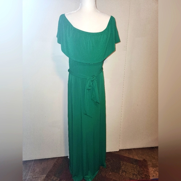 Bright Emerald Kelly Green Off Shoulder Maxi Dress Medium M EUC - Picture 1 of 6